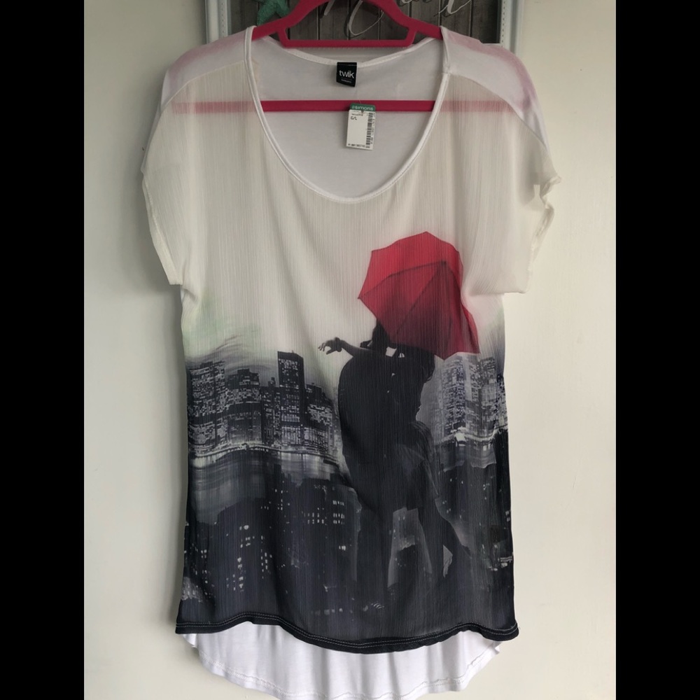🎁3/$30 BNWT Simons Sheer top